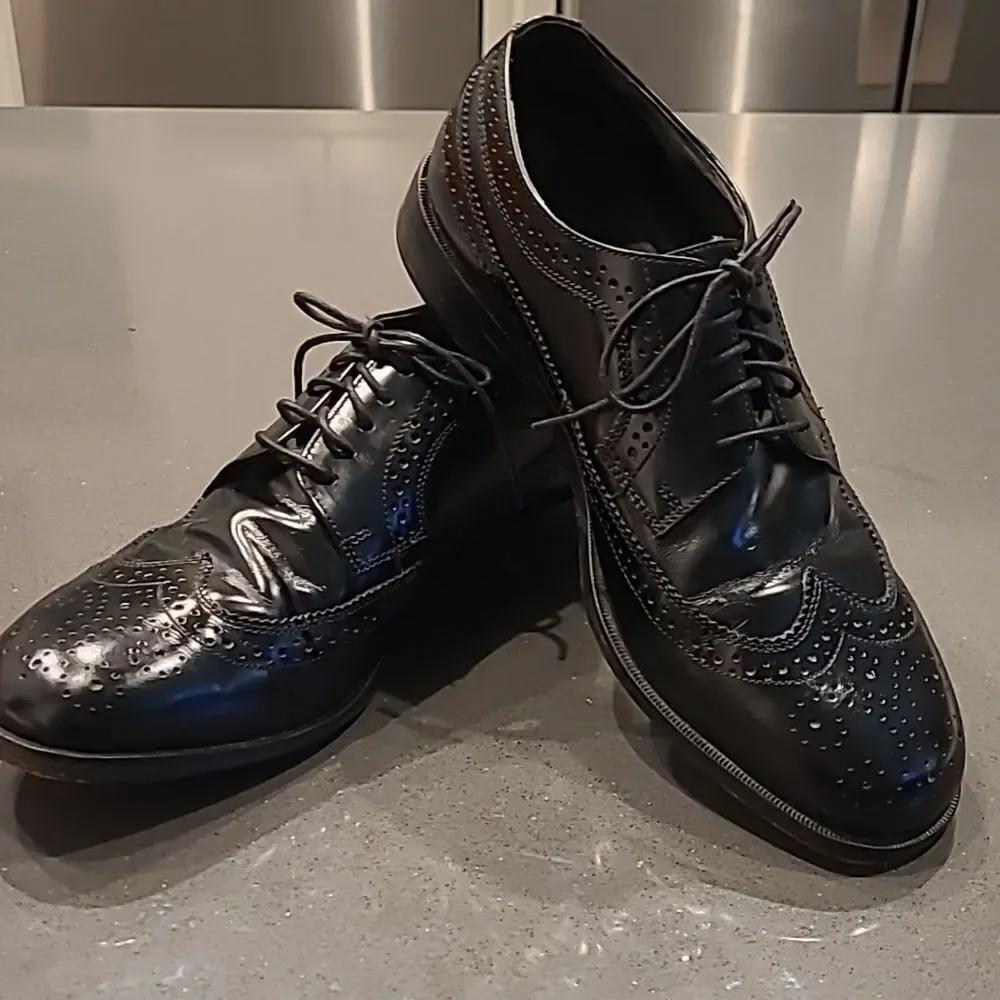 Nunn Bush sz 9M mens dress leather flex shoes, wing Tip, black